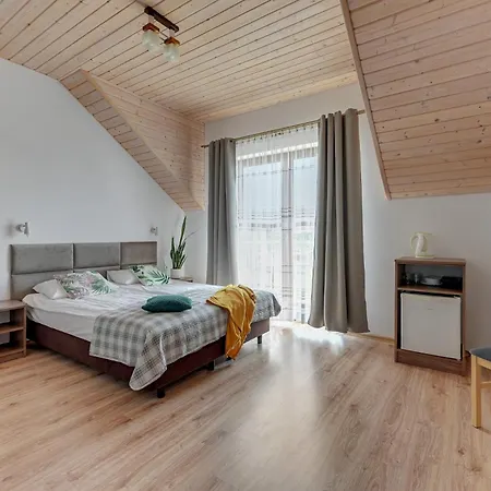 Angelo Pokoje, 10 Osobowy Z Sauna I Jacuzzi Apartamento Karwia