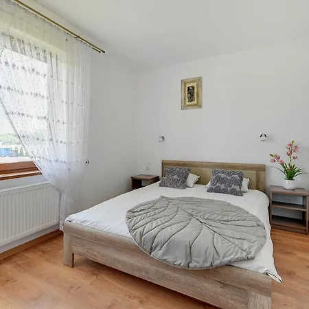 Angelo Pokoje, 10 Osobowy Z Sauna I Jacuzzi Apartamento