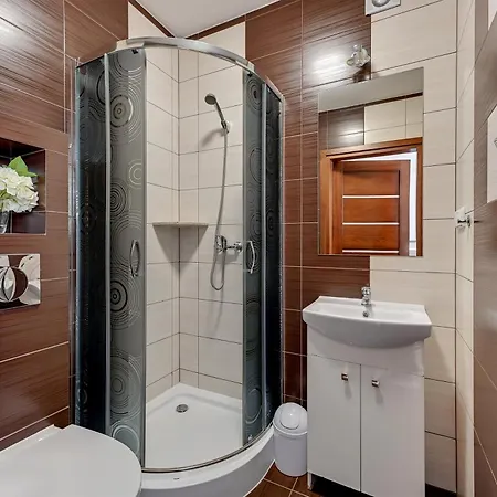 Angelo Pokoje, 10 Osobowy Z Sauna I Jacuzzi